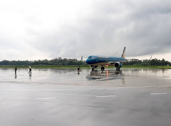 10 sân bay tại Việt Nam "đóng cửa" vì bão số 4